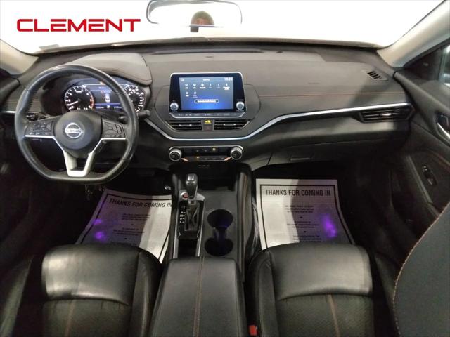 2022 Nissan Altima SR FWD