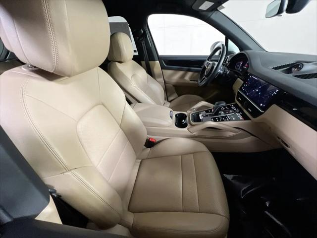 2022 Porsche Cayenne Cayenne