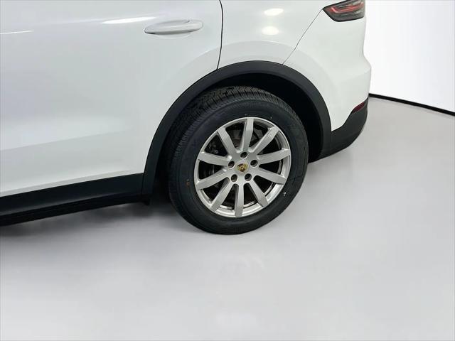 2022 Porsche Cayenne Cayenne