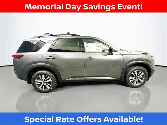 2026 Nissan Pathfinder SL