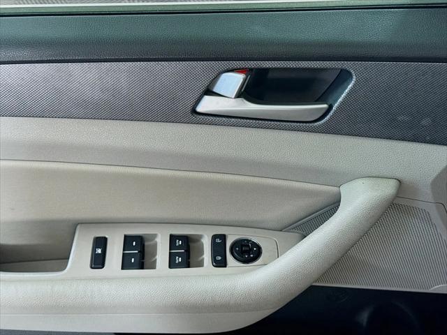 2017 Hyundai Sonata Plug-In Hybrid Plug-In Hybrid Base