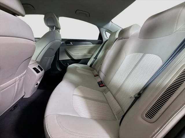 2017 Hyundai Sonata Plug-In Hybrid Plug-In Hybrid Base