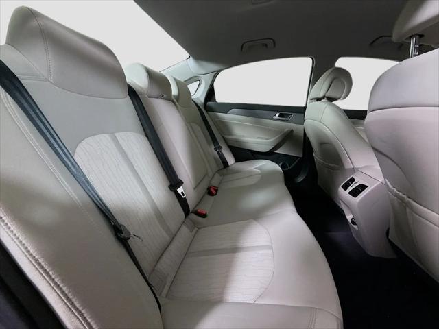 2017 Hyundai Sonata Plug-In Hybrid Plug-In Hybrid Base
