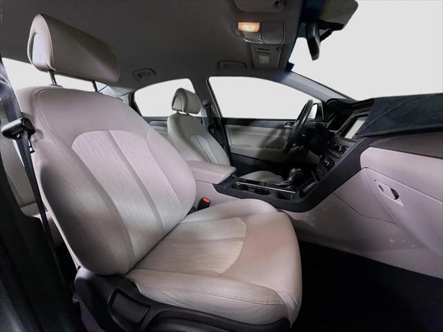 2017 Hyundai Sonata Plug-In Hybrid Plug-In Hybrid Base