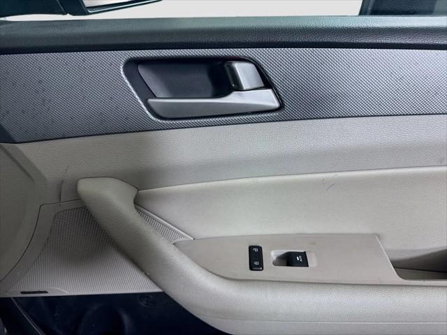 2017 Hyundai Sonata Plug-In Hybrid Plug-In Hybrid Base