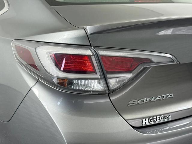 2017 Hyundai Sonata Plug-In Hybrid Plug-In Hybrid Base