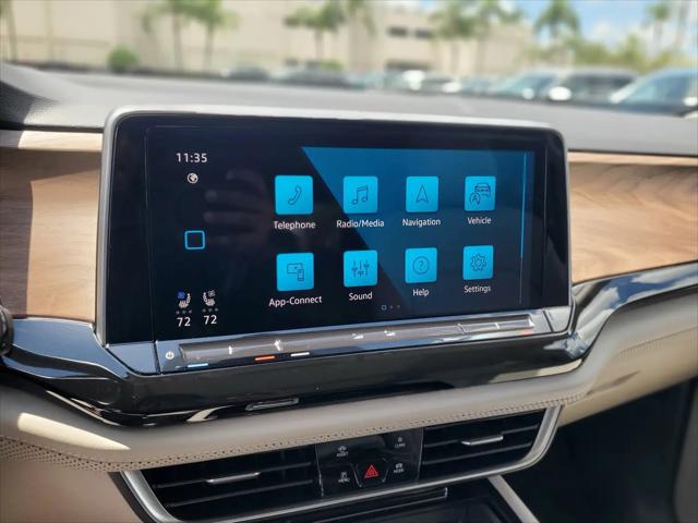 2026 Volkswagen Atlas SE with Technology