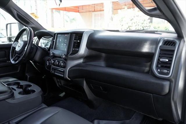 2024 Ram 2500 Tradesman Crew Cab 4x2 8' Box