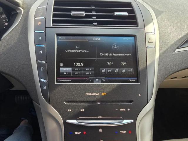 2016 Lincoln MKZ Base