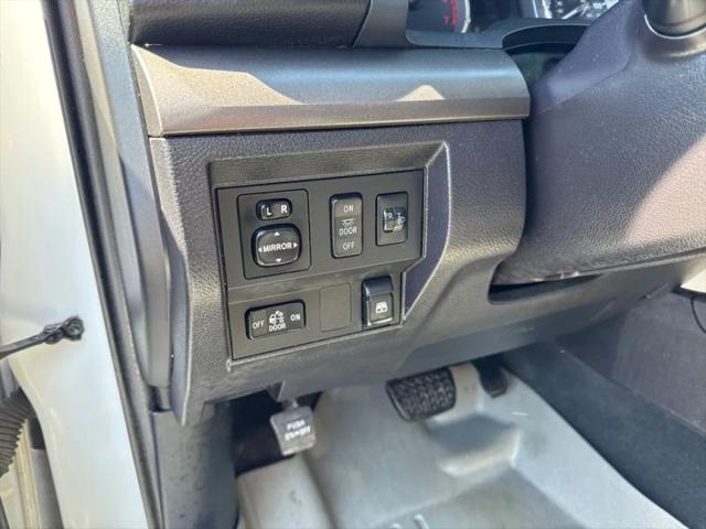 2014 Toyota Tundra SR5 5.7L V8
