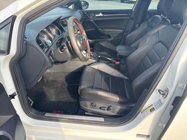 2016 Volkswagen Golf GTI S w/Performance Package 4-Door