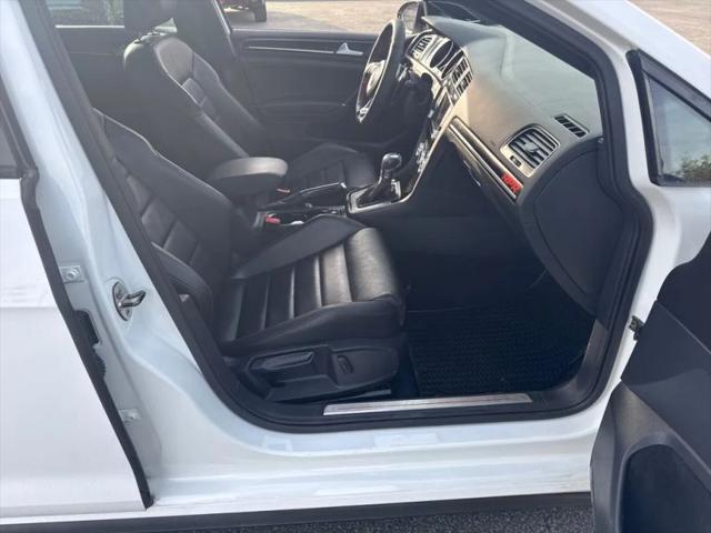2016 Volkswagen Golf GTI S w/Performance Package 4-Door