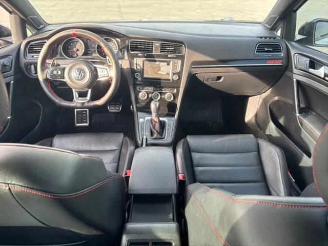 2016 Volkswagen Golf GTI S w/Performance Package 4-Door