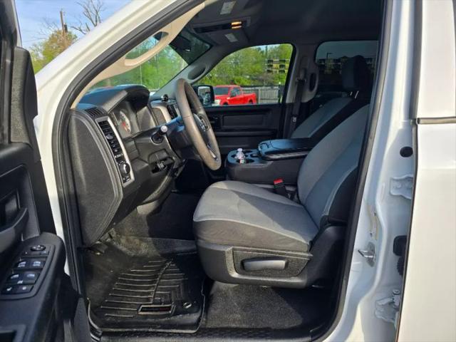 2022 Ram 1500 Classic Tradesman Crew Cab 4x4 5'7" Box