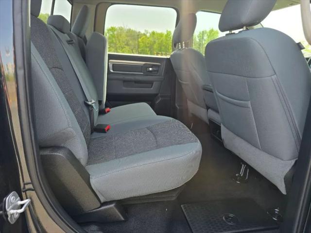 2018 Ram 1500 Lone Star Silver Crew Cab 4x2 5'7" Box