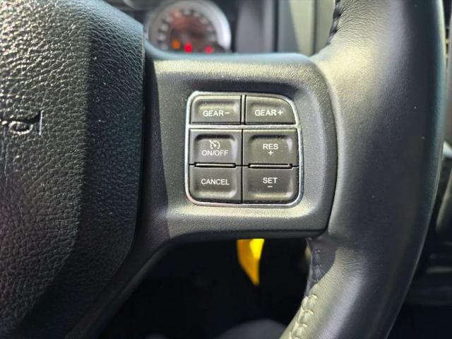 2018 Ram 1500 Lone Star Silver Crew Cab 4x2 5'7" Box