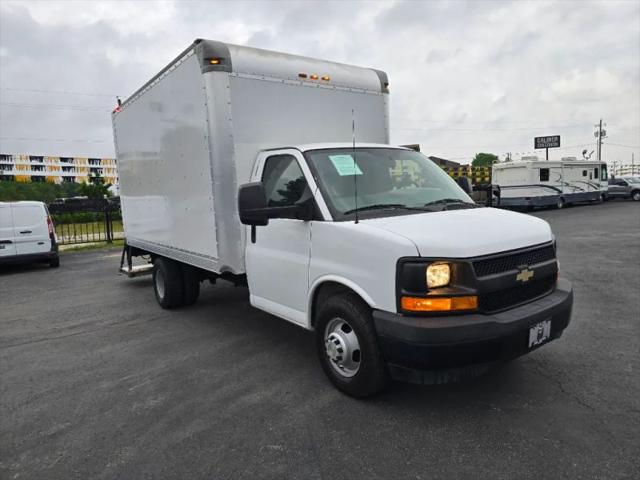 2017 Chevrolet Express Cutaway Work Van