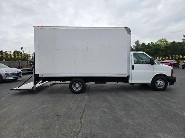 2017 Chevrolet Express Cutaway Work Van