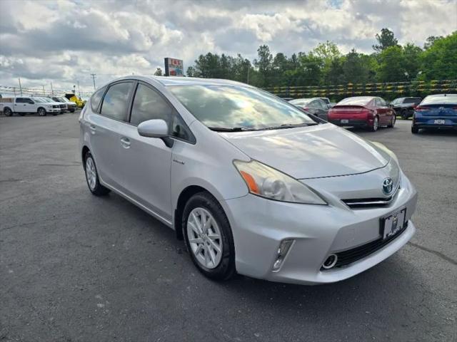 2013 Toyota Prius v Two