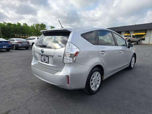 2013 Toyota Prius v Two