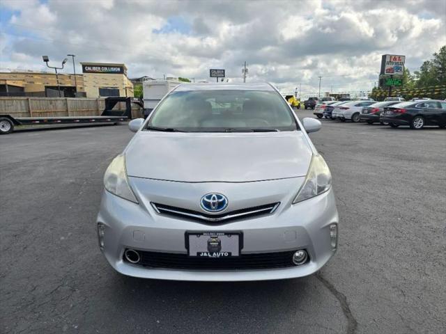2013 Toyota Prius v Two