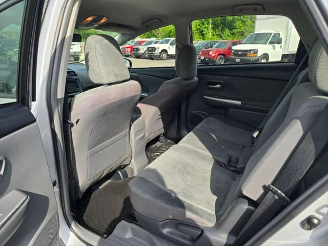 2013 Toyota Prius v Two