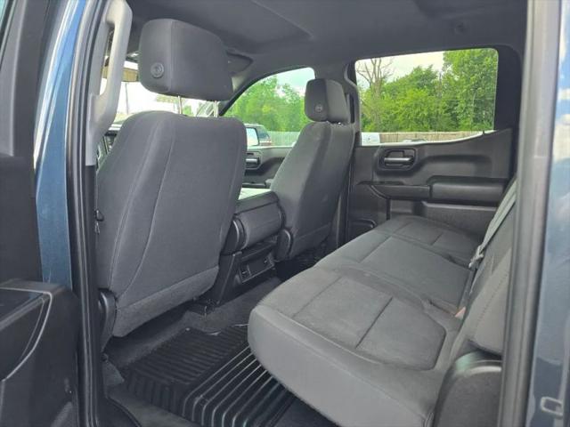 2020 Chevrolet Silverado 1500 2WD Crew Cab Short Bed Custom