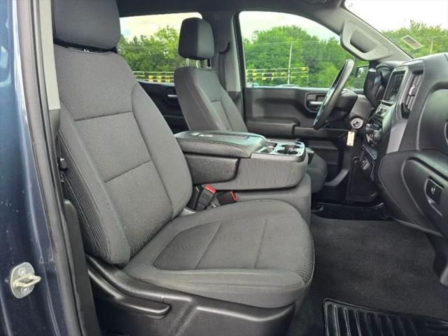 2020 Chevrolet Silverado 1500 2WD Crew Cab Short Bed Custom