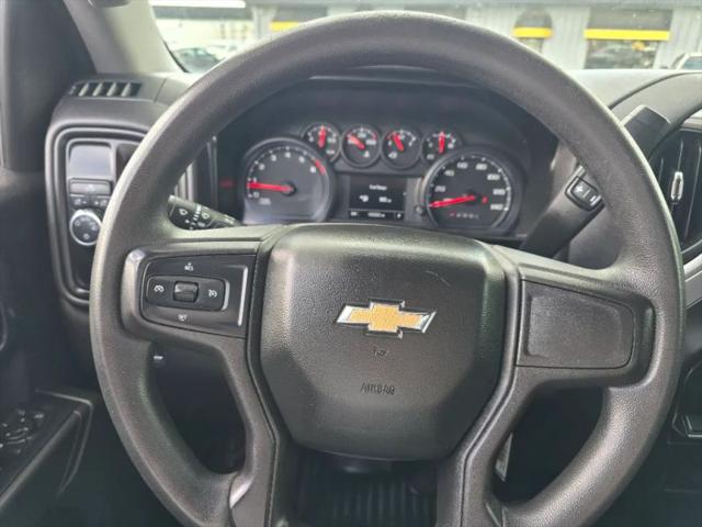 2020 Chevrolet Silverado 1500 2WD Crew Cab Short Bed Custom