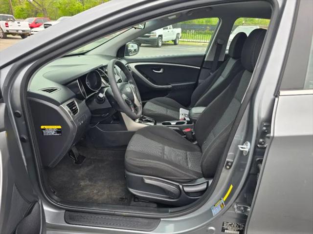 2017 Hyundai Elantra GT Base