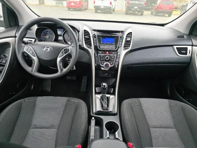 2017 Hyundai Elantra GT Base
