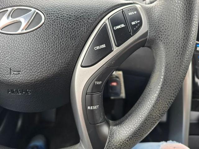 2017 Hyundai Elantra GT Base