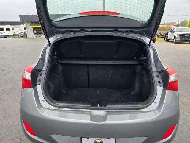2017 Hyundai Elantra GT Base