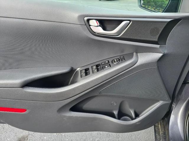 2018 Hyundai IONIQ Hybrid Blue