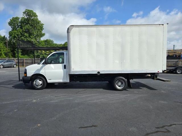 2019 Chevrolet Express Cutaway 4500 4500 Van