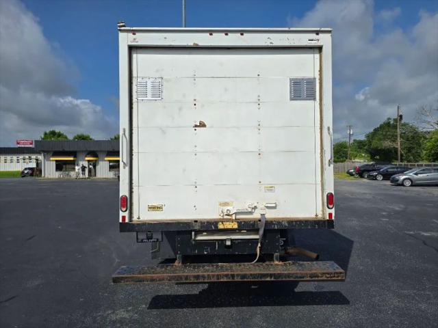 2019 Chevrolet Express Cutaway 4500 4500 Van