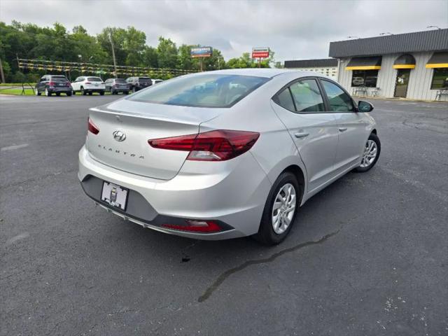 2019 Hyundai Elantra SE