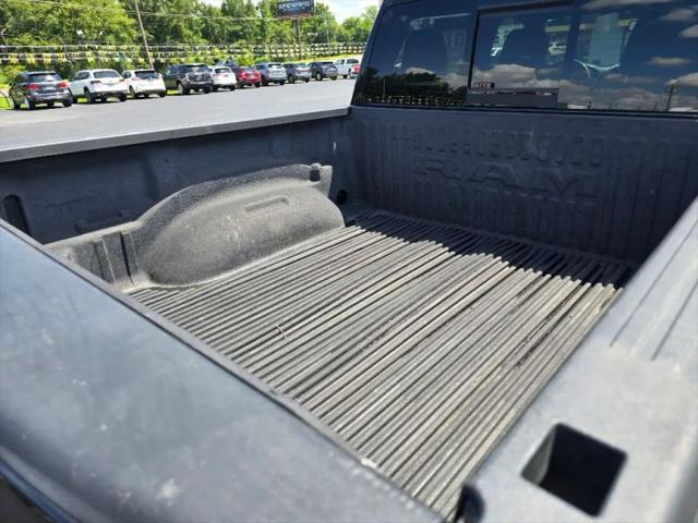2019 Ram 1500 Big Horn/Lone Star Crew Cab 4x4 5'7" Box