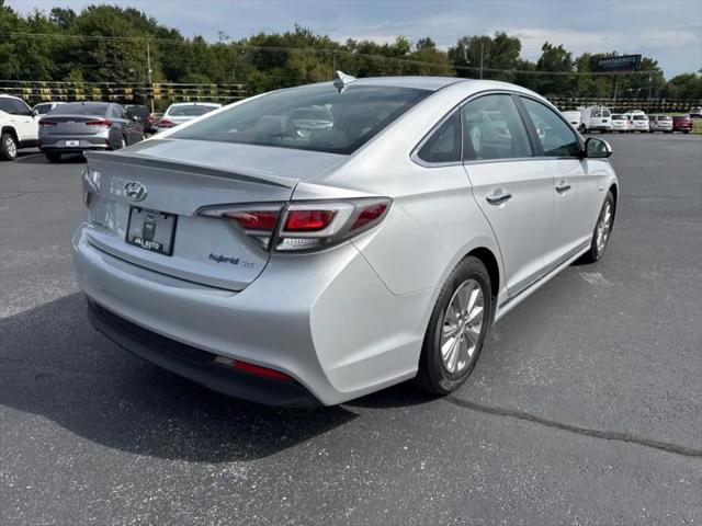 2016 Hyundai Sonata Hybrid SE