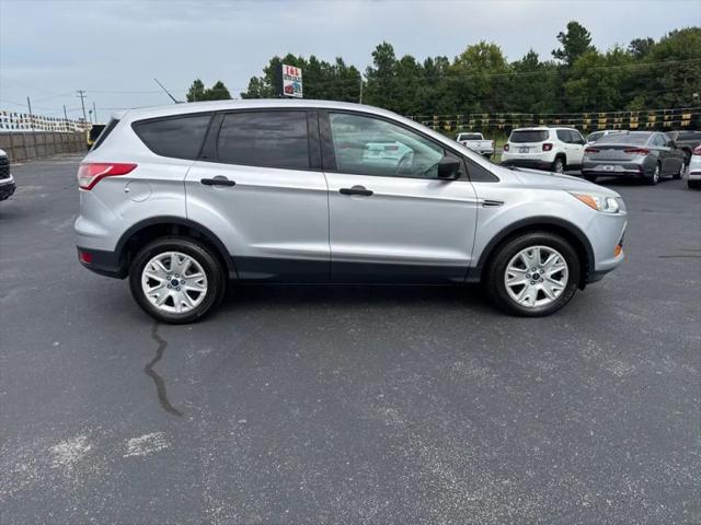 2016 Ford Escape S