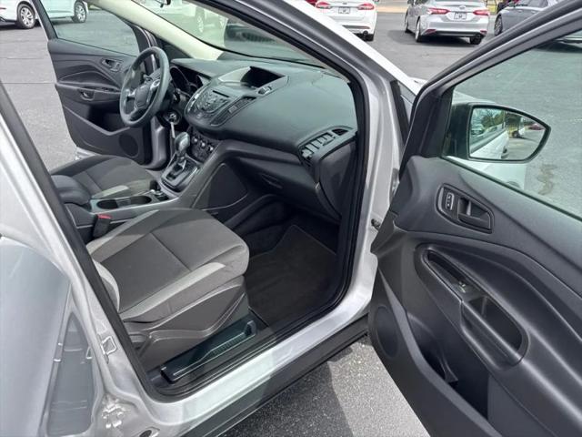 2016 Ford Escape S