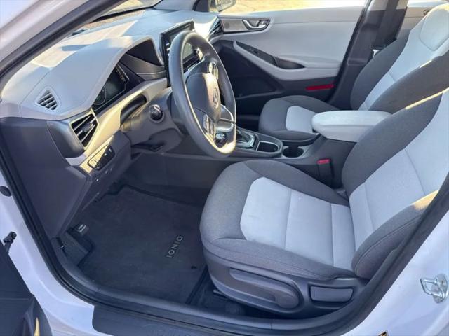 2020 Hyundai IONIQ Hybrid Blue