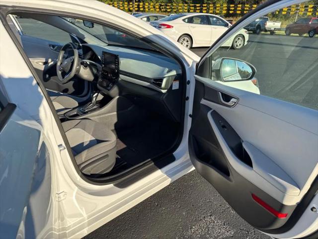 2020 Hyundai IONIQ Hybrid Blue