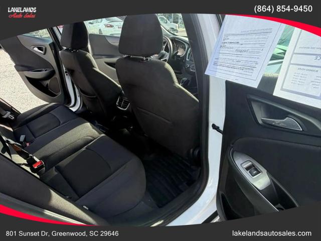 2022 Chevrolet Malibu FWD LT