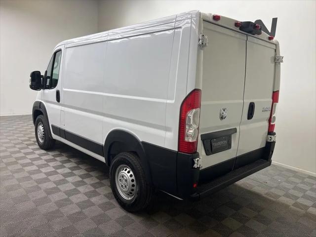 2026 Ram ProMaster Cargo Van Tradesman Low Roof 118" WB w/Pass Seat