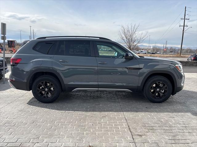 2026 Volkswagen Atlas Peak Edition