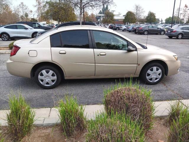 2004 Saturn Ion 2