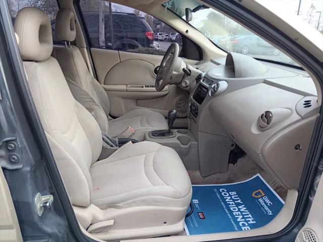 2004 Saturn Ion 2
