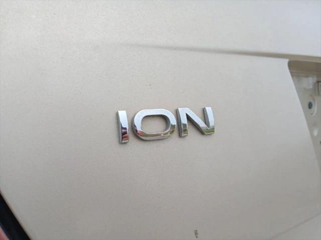 2004 Saturn Ion 2