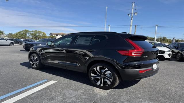 2026 Volvo XC40 Ultra, B5 AWD Gas (mild hybrid), Dark